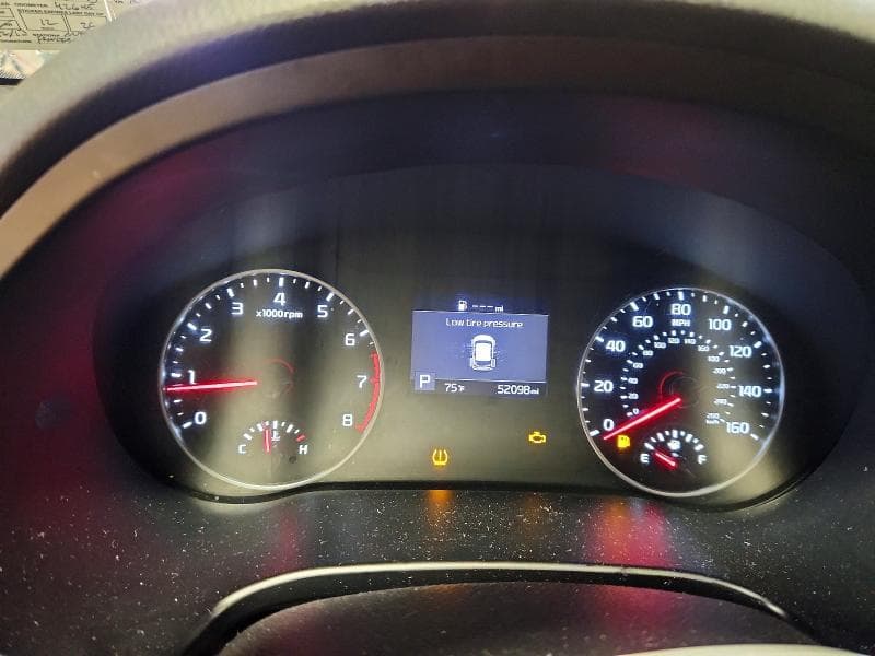 2021 KIA SELTOS S 9