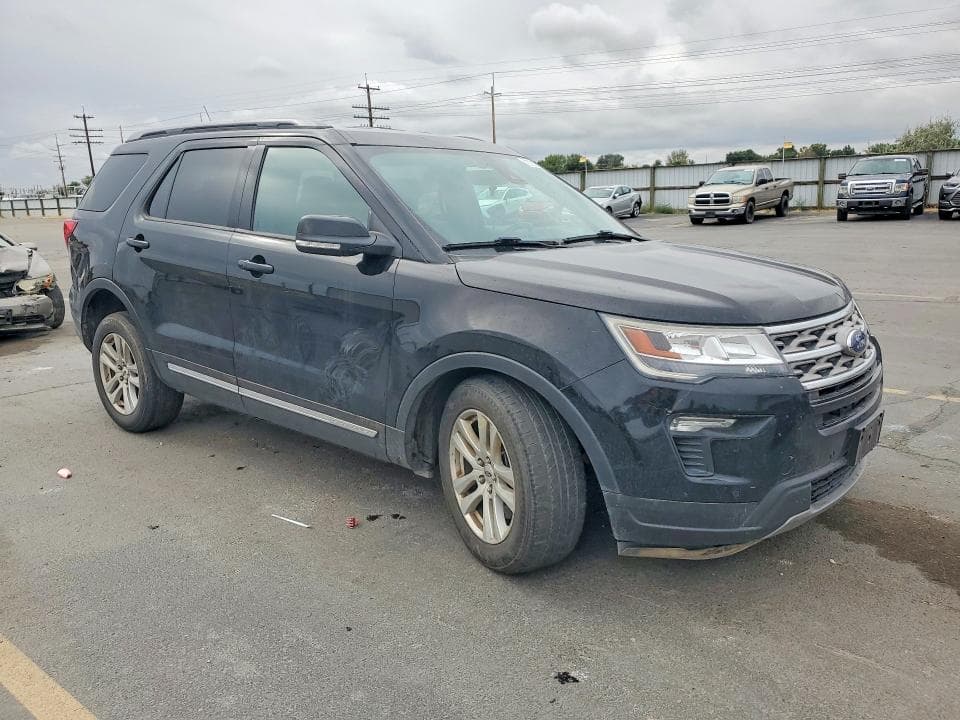 2018 FORD EXPLORER XLT 4