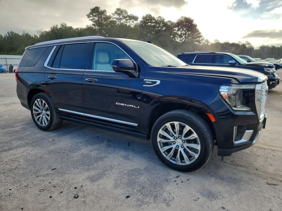 2021 GMC YUKON DENALI 4