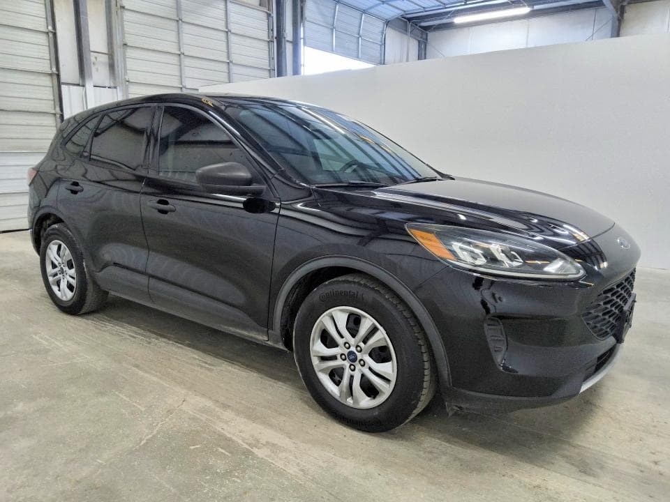 2022 FORD ESCAPE S 4