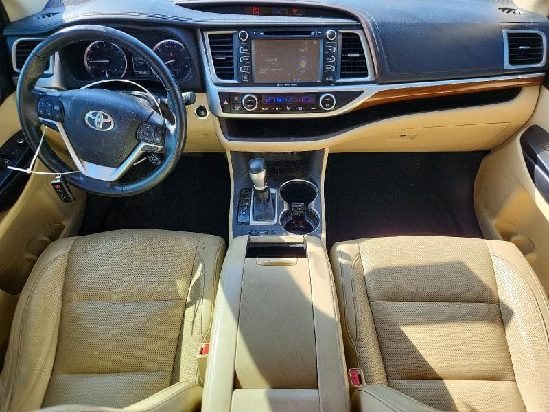 2018 TOYOTA HIGHLANDER LIMITED 8