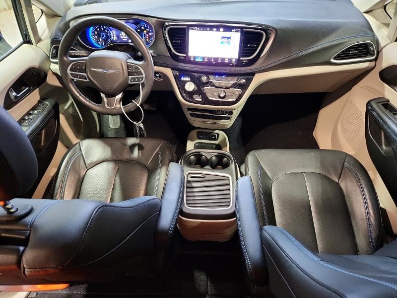 2021 CHRYSLER PACIFICA TOURING L 8