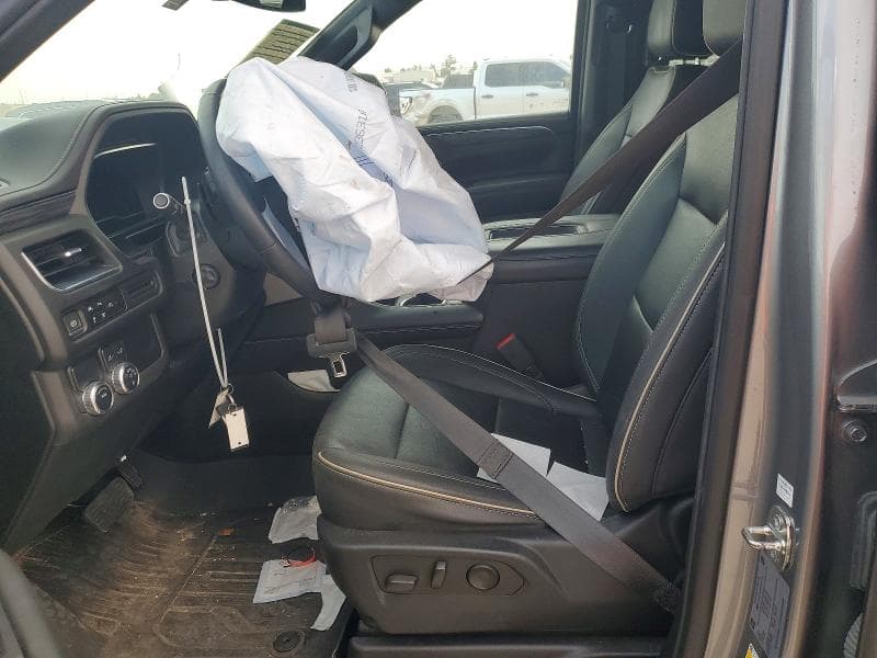 2023 GMC YUKON XL C1500 SLT 7