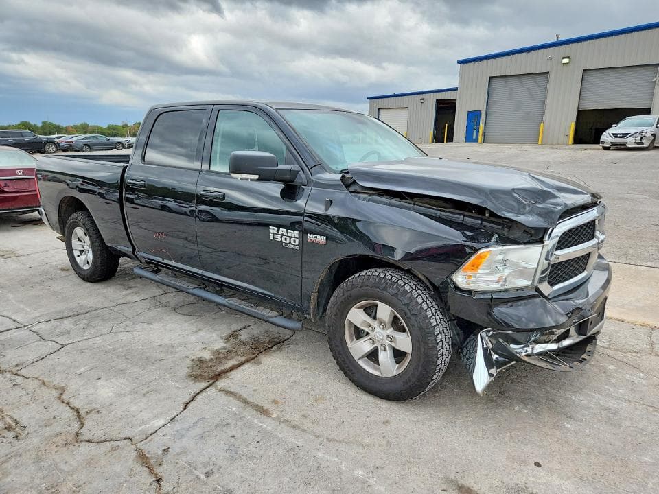 2020 RAM 1500 CLASSIC SLT 4