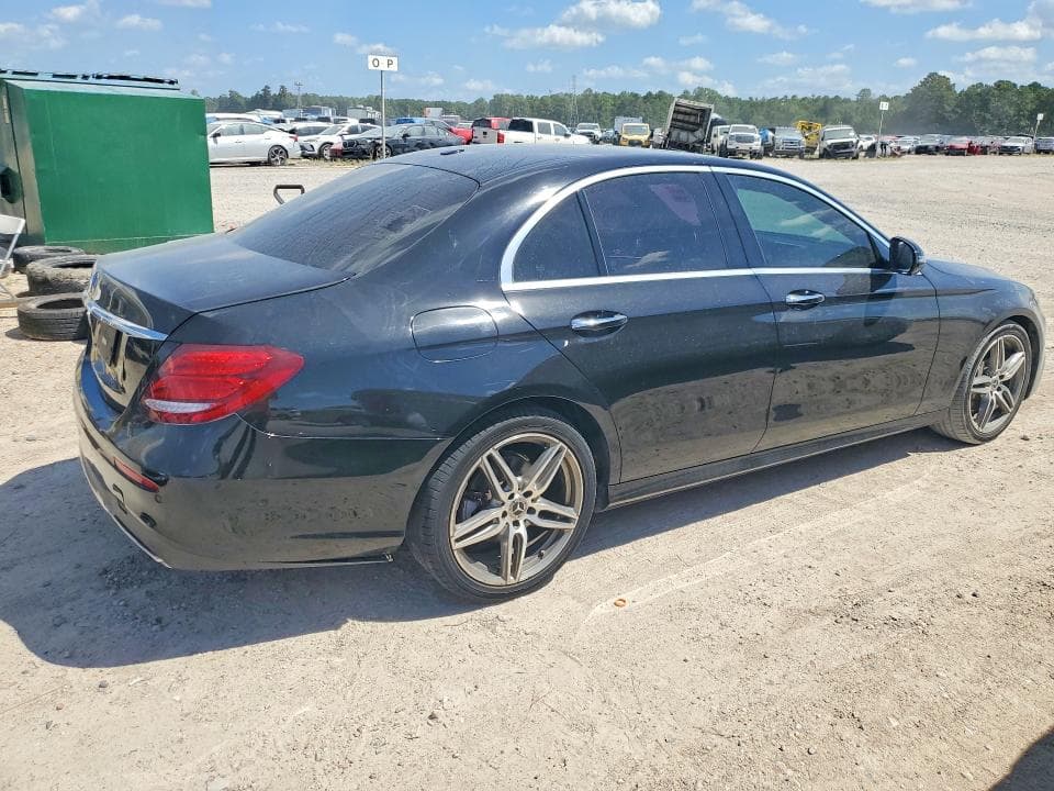 2019 MERCEDES-BENZ E 300 3