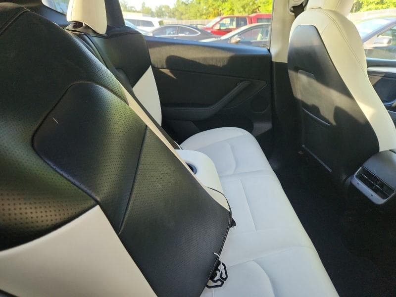 2022 TESLA MODEL Y 10
