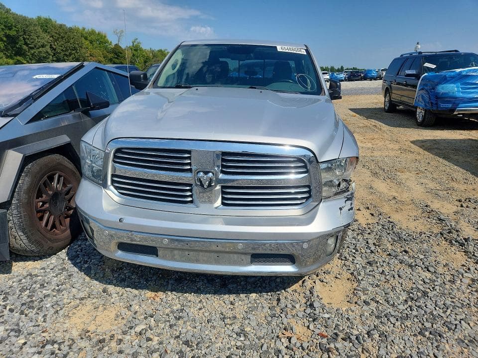 2017 RAM 1500 SLT 5