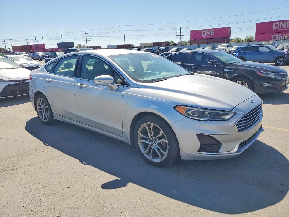 2019 FORD FUSION SEL 4