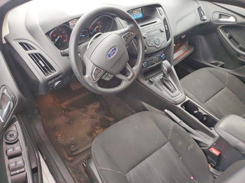 2017 FORD FOCUS SE 8