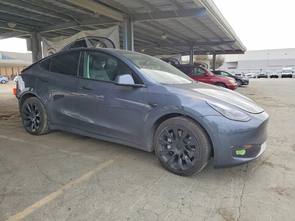 2022 TESLA MODEL Y 4