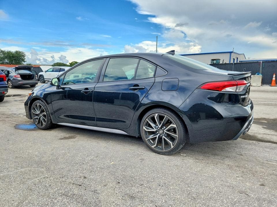 2020 TOYOTA COROLLA SE 2