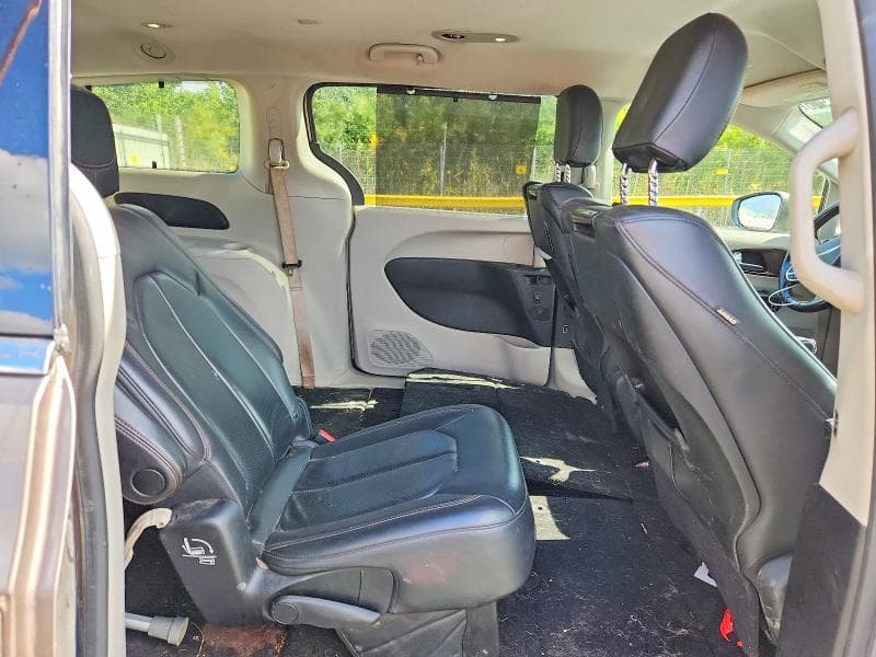 2018 CHRYSLER PACIFICA TOURING L PLUS 11