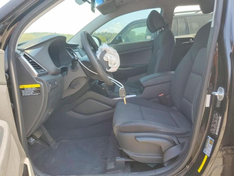 2017 HYUNDAI TUCSON SE 7