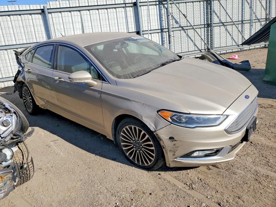 2017 FORD FUSION SE 4