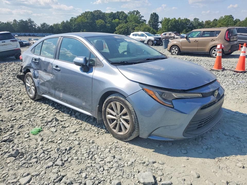 2023 TOYOTA COROLLA LE 4
