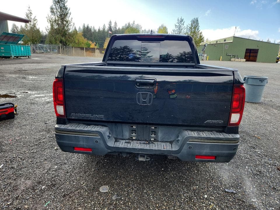 2017 HONDA RIDGELINE BLACK EDITION 6