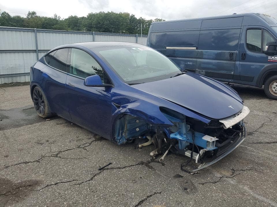 2022 TESLA MODEL Y 4