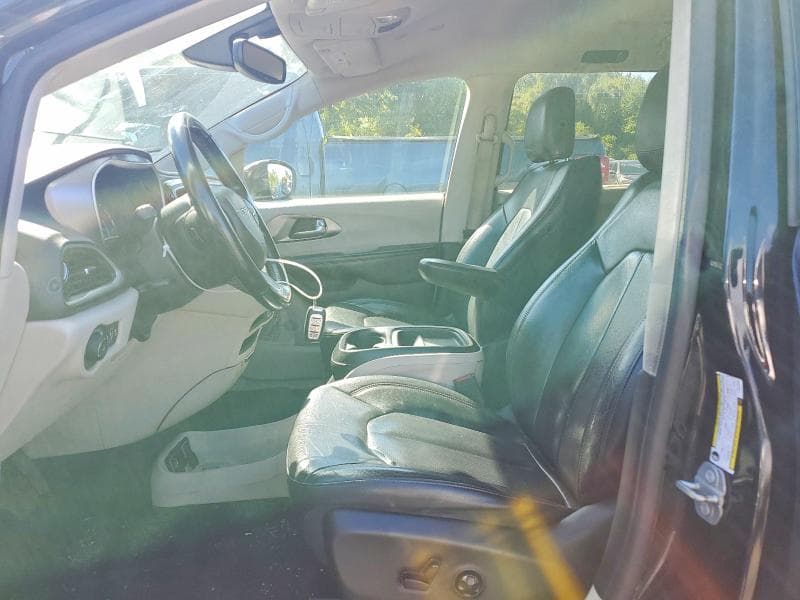 2020 CHRYSLER PACIFICA TOURING L 7