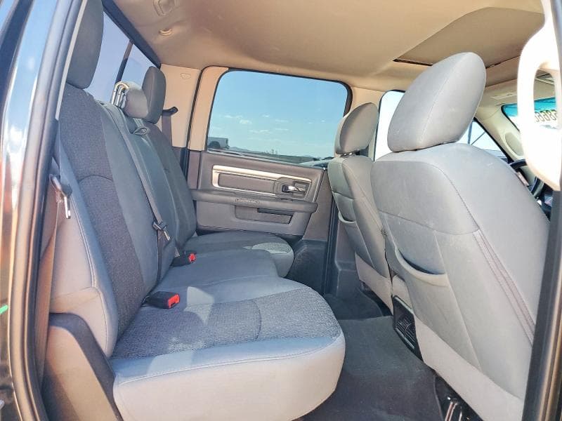 2018 RAM 1500 SLT 10