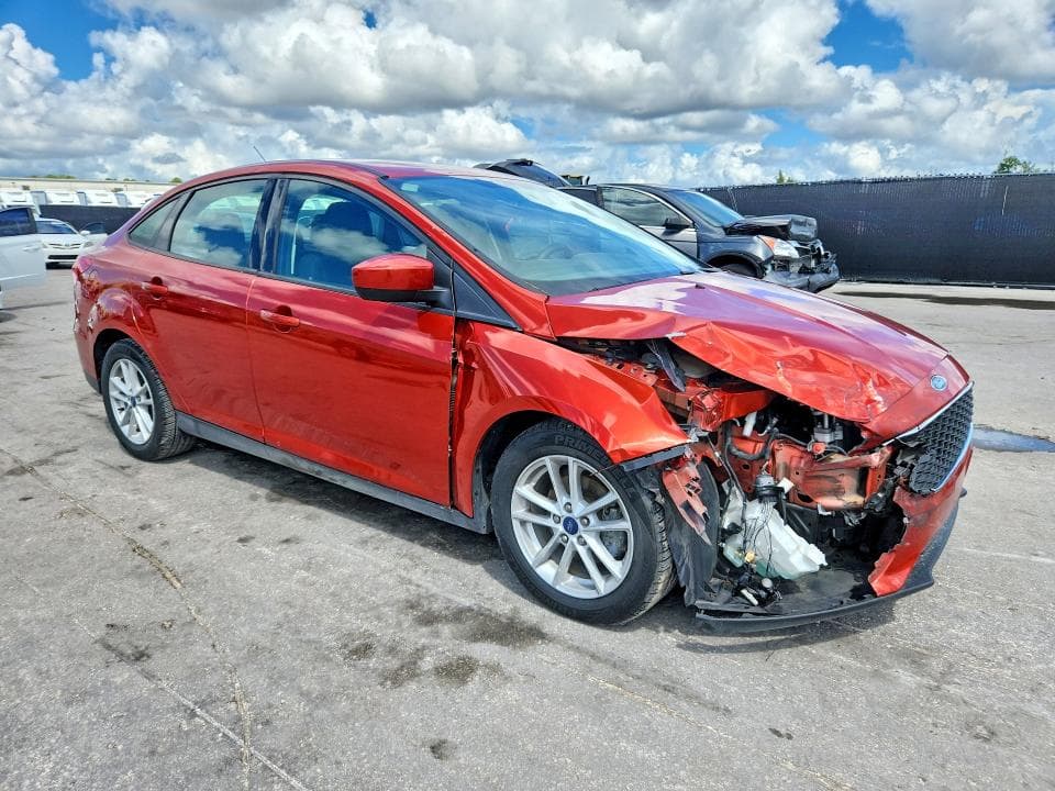 2018 FORD FOCUS SE 4