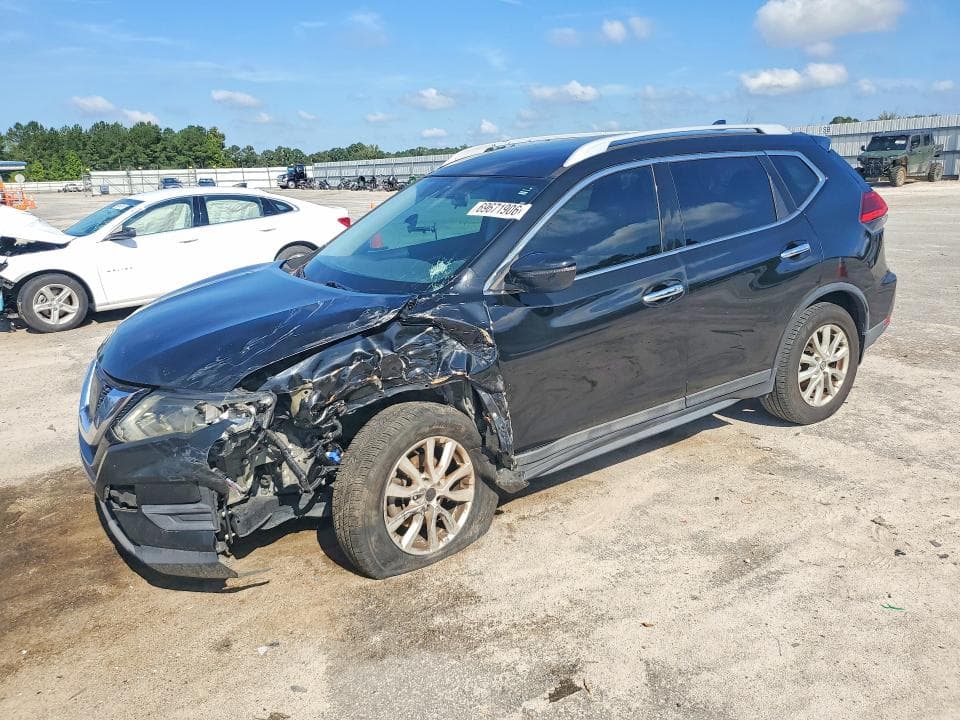 2017 NISSAN ROGUE SV