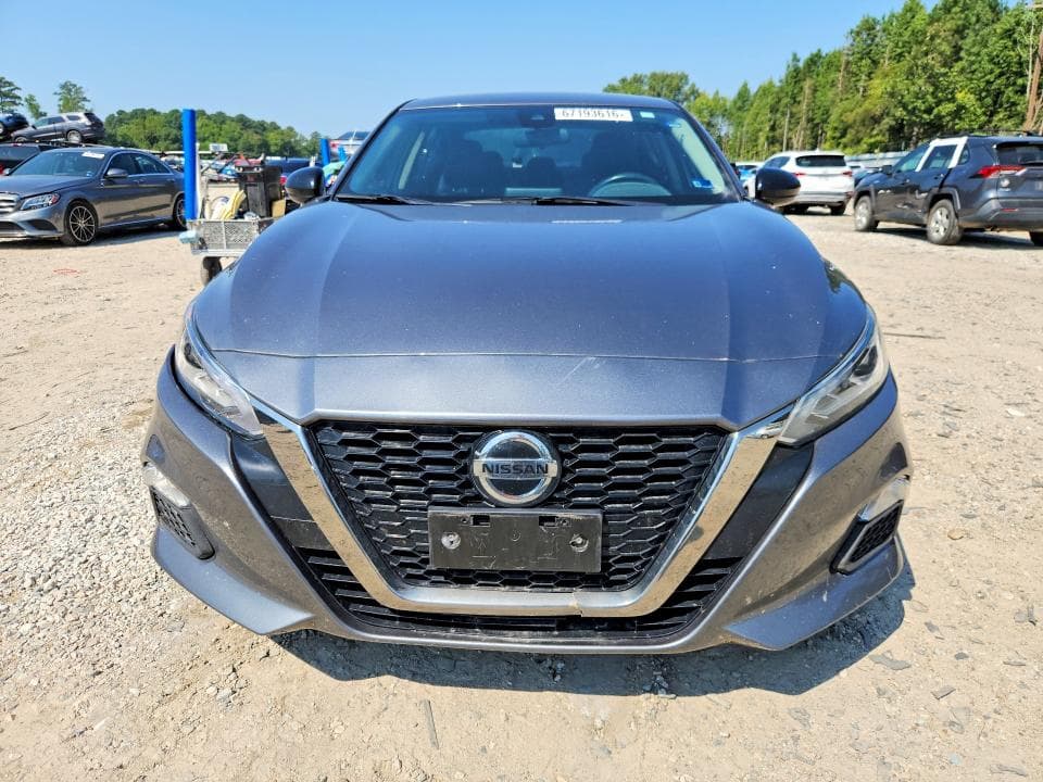 2022 NISSAN ALTIMA SR 5