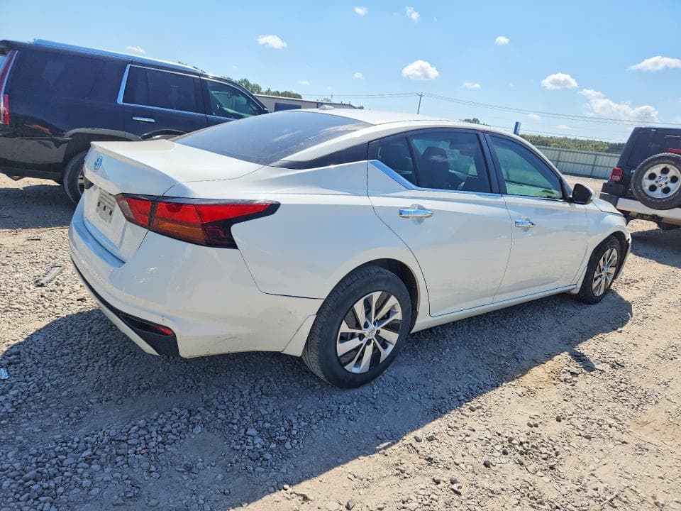 2020 NISSAN ALTIMA S 3