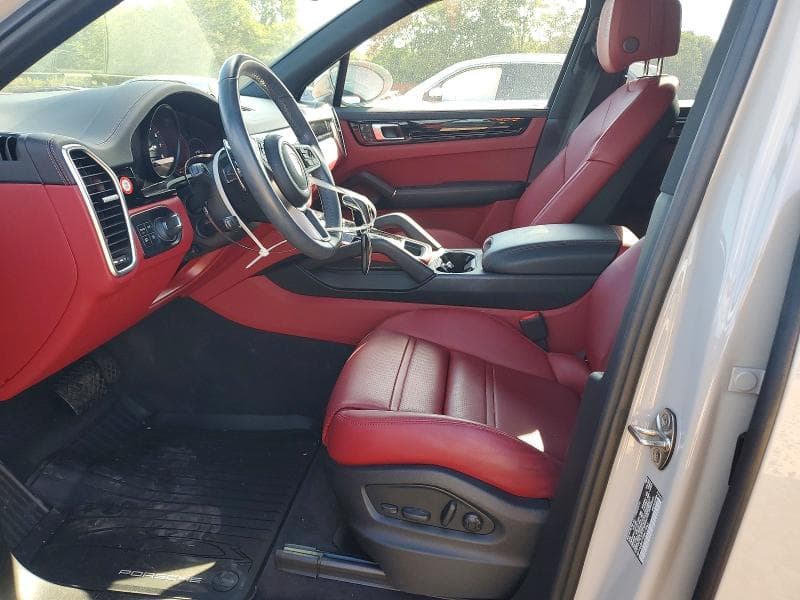 2023 PORSCHE CAYENNE BASE 7