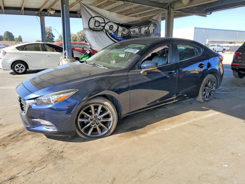 2018 MAZDA 3 TOURING - 1