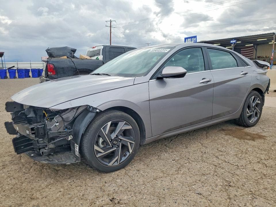 2025 HYUNDAI ELANTRA SEL - 1