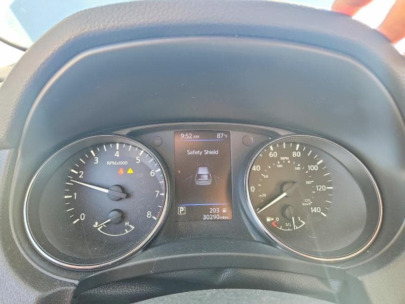 2018 NISSAN ROGUE S 9