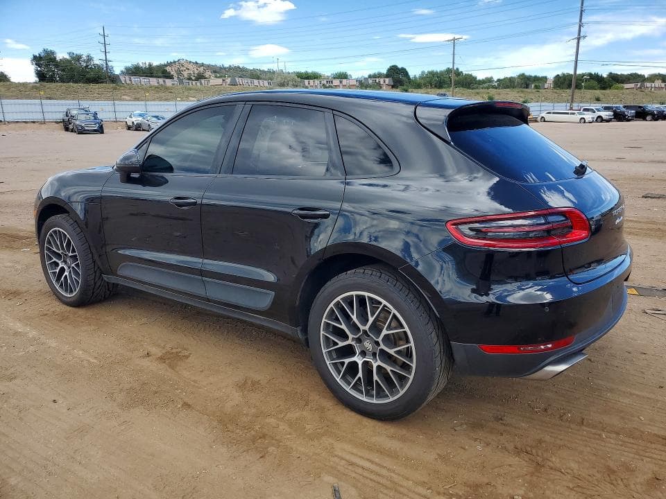 2018 PORSCHE MACAN 2