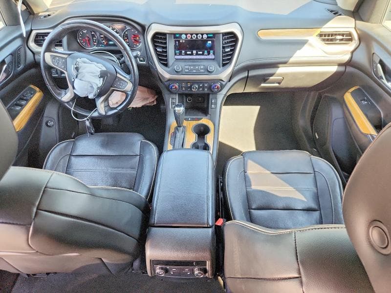 2017 GMC ACADIA DENALI 8