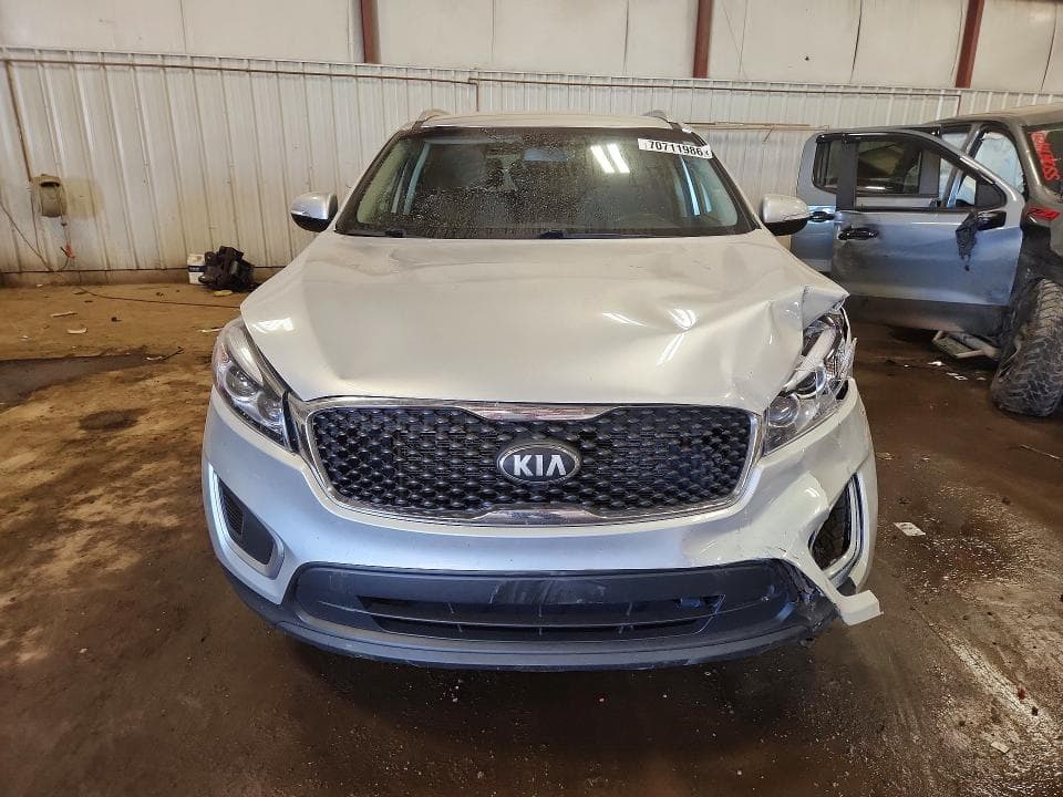 2018 KIA SORENTO LX 5