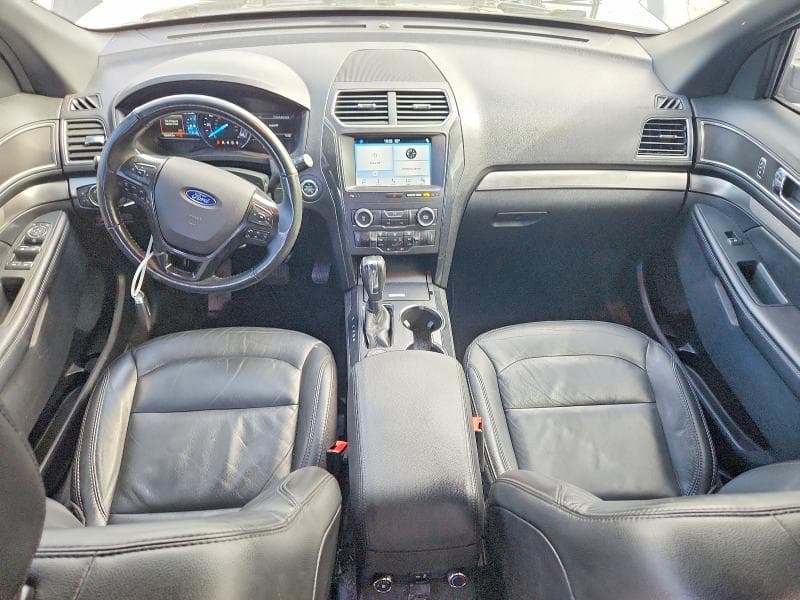 2018 FORD EXPLORER XLT 8