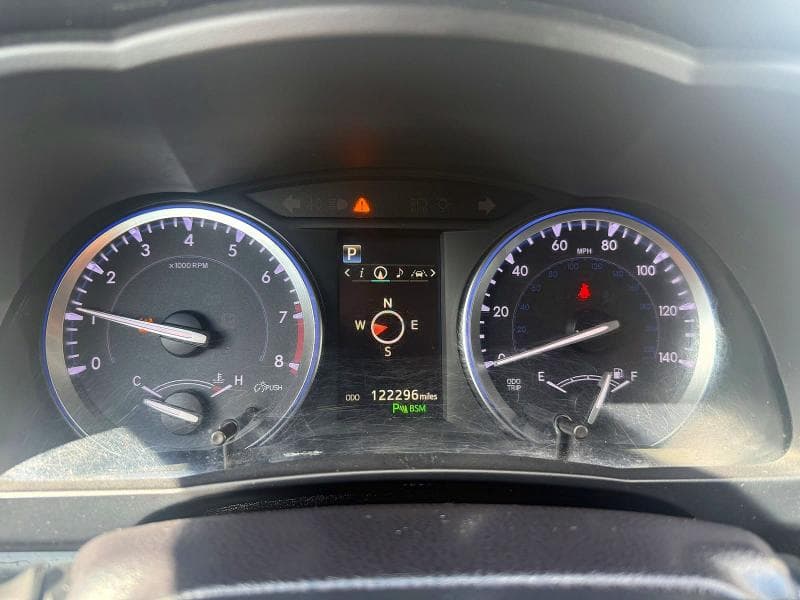 2017 TOYOTA HIGHLANDER LIMITED 10