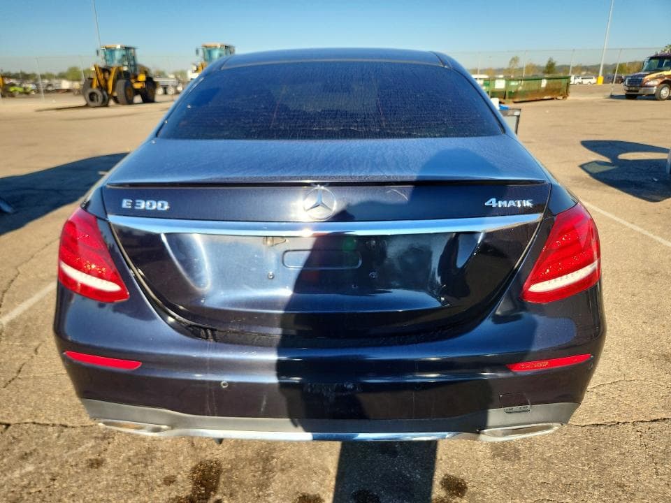 2017 MERCEDES-BENZ E 300 4MATIC 6