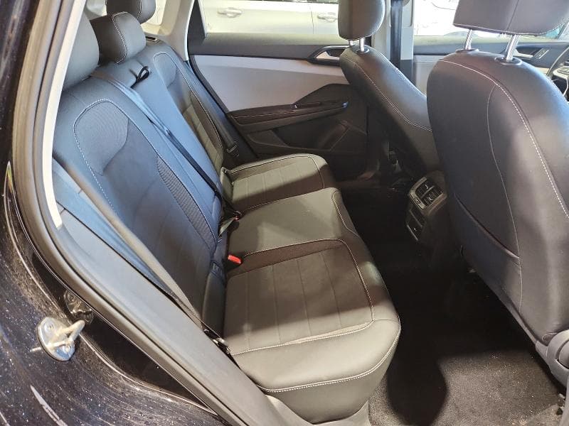 2024 VOLKSWAGEN TAOS SE 11