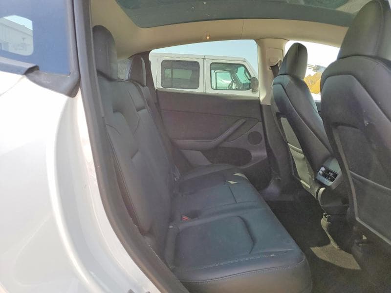 2023 TESLA MODEL Y 10