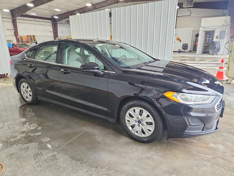 2020 FORD FUSION S 4