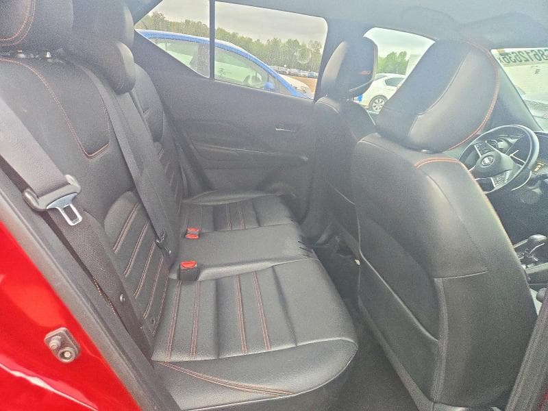 2018 NISSAN KICKS S 10