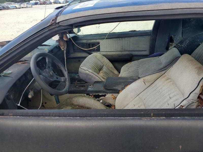 1982 CHEVROLET CAMARO 7