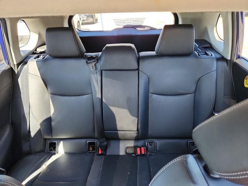 2022 TOYOTA COROLLA CROSS XLE 10