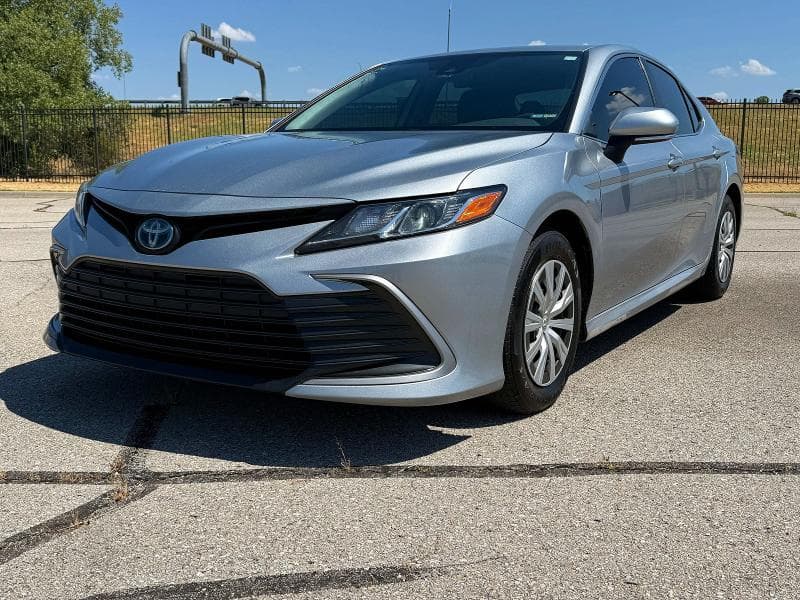 2022 TOYOTA CAMRY LE 2