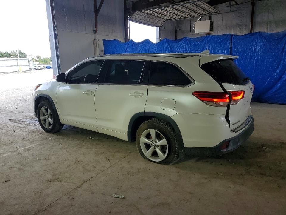 2018 TOYOTA HIGHLANDER XLE 2