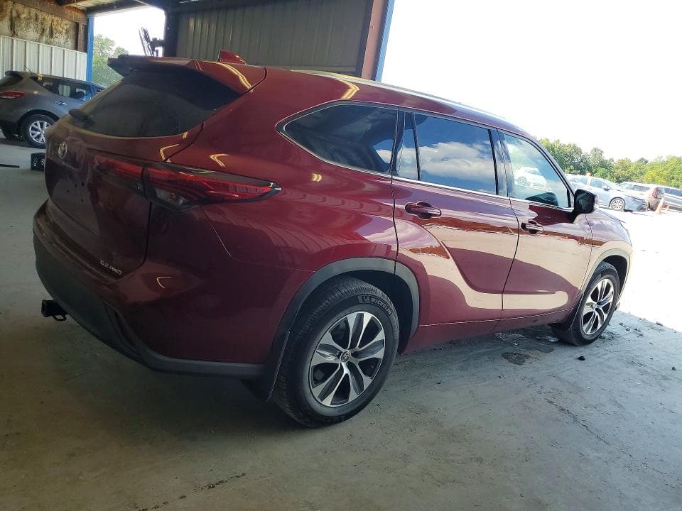 2020 TOYOTA HIGHLANDER XLE 3