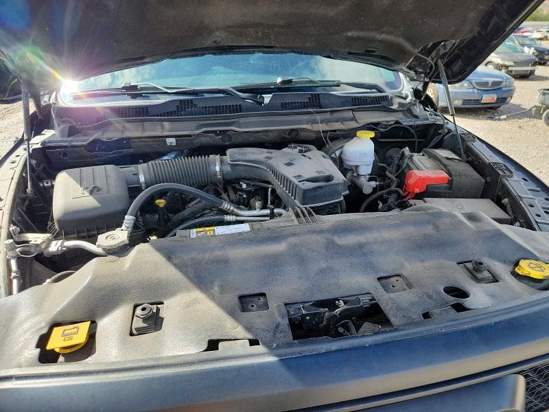 2022 RAM 1500 CLASSIC SLT 11