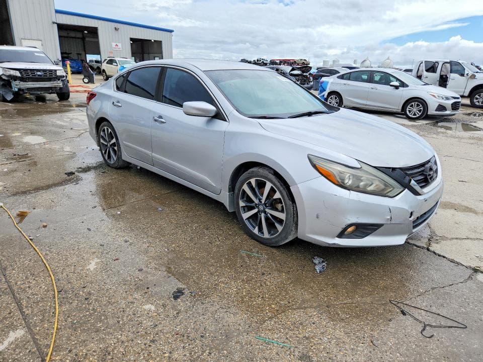 2017 NISSAN ALTIMA 2.5 SR 4