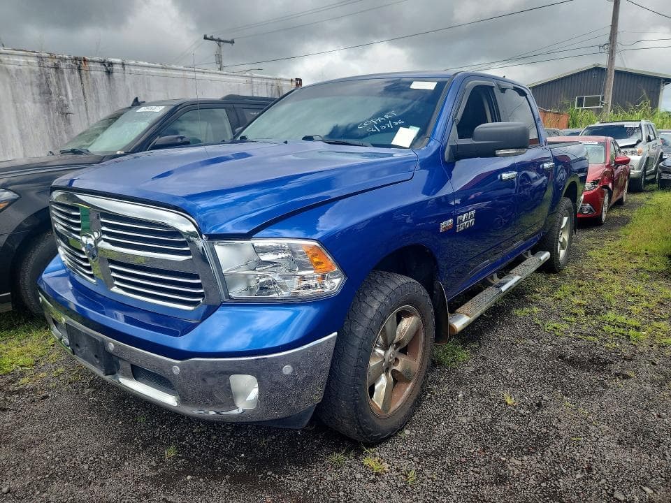 2018 RAM 1500 SLT