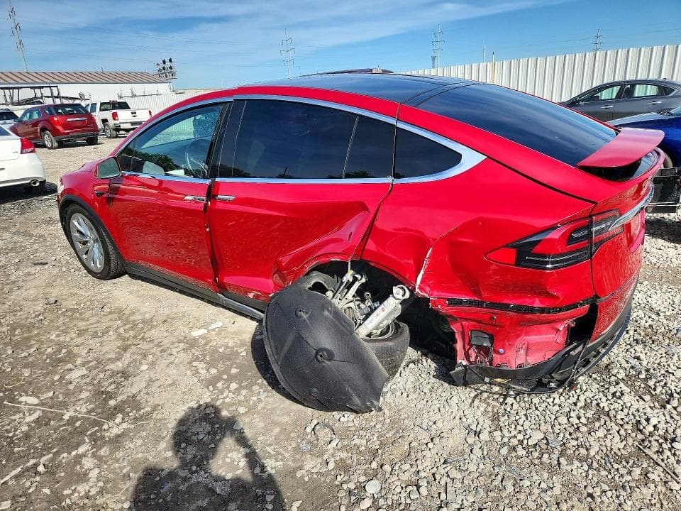 2021 TESLA MODEL X 2